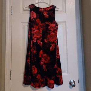 Tommy Hilfiger Dress - Size 8, Black with pink and red floral design